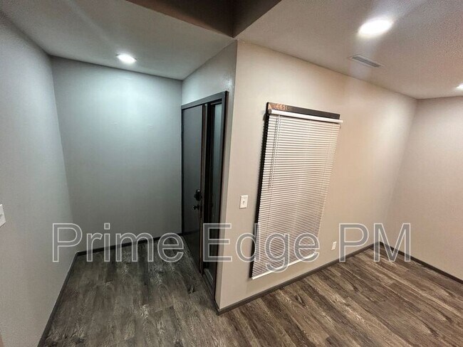 Foto del edificio - 1841 Ridgehaven Ct