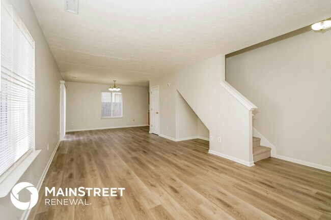 Building Photo - 2661 Grand Fir Dr