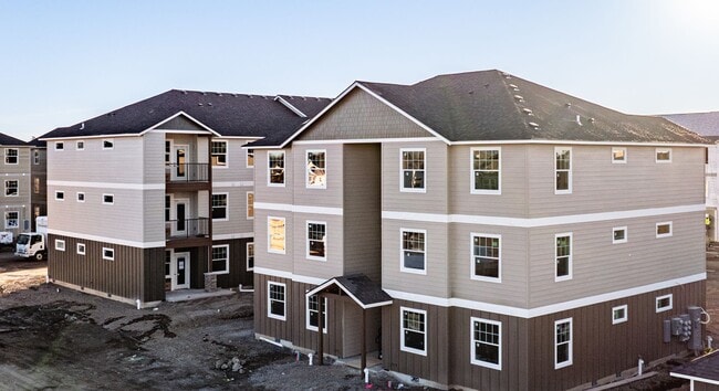 Interior Photo - Introducing Dry Canyon – Redmond’s newest ...