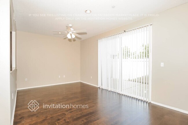 Foto del edificio - 9610 Cherry Hill St