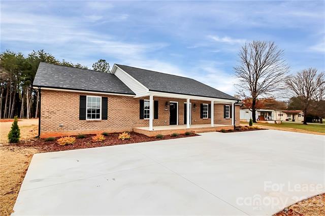 Building Photo - 1501 Startown Rd