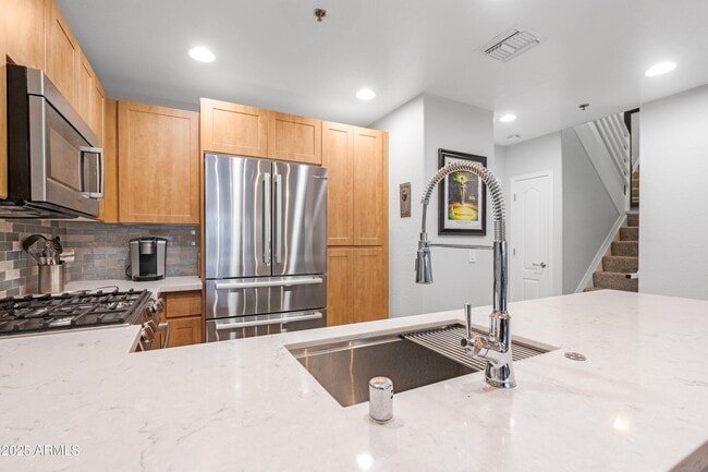 Kitchen - 16 W Encanto Blvd