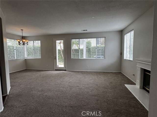 Foto del edificio - 619 N Jimenez Ln