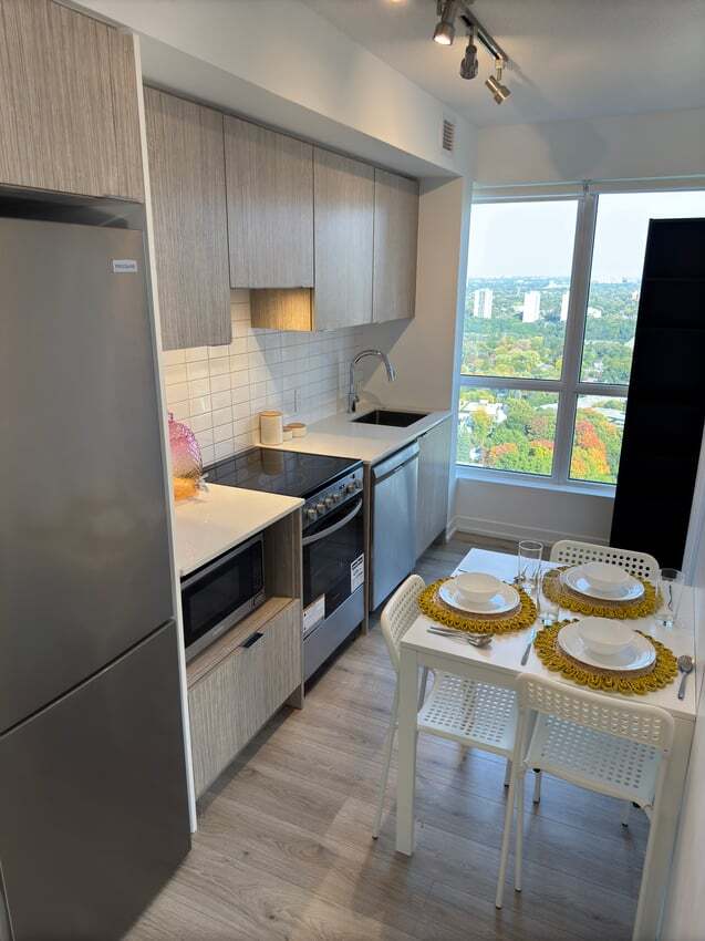 Photo du bâtiment - Premium Deluxe - Bloor St East & Sherbourne St