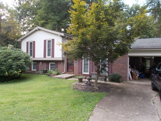 Building Photo - 2250 Autumn Way