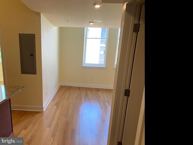 Foto del edificio - 44 N 4th St