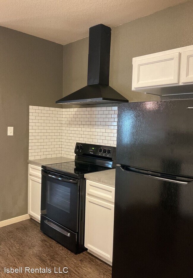 Building Photo - 4 br, 2 bath House - 6802 Black Springs Drive