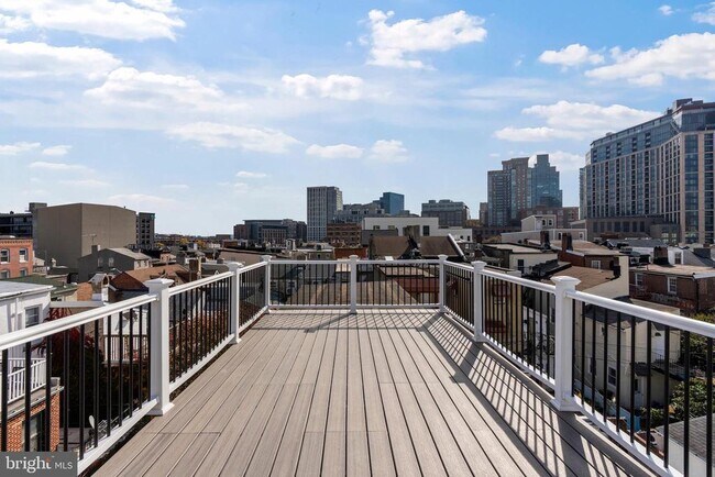 Foto del edificio - 919 Stiles St