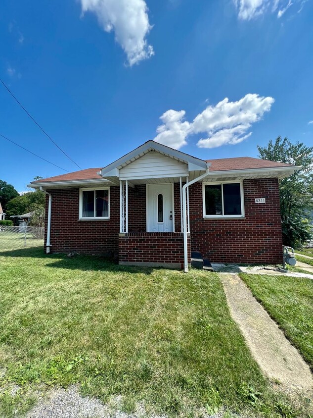 Primary Photo - Newly Updated! 1 Bedroom 1 Bathroom Home -...