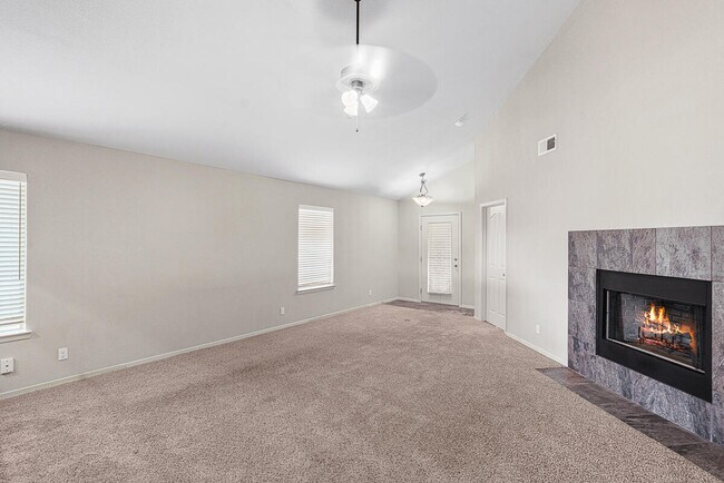 Building Photo - 11100 Bullseye St