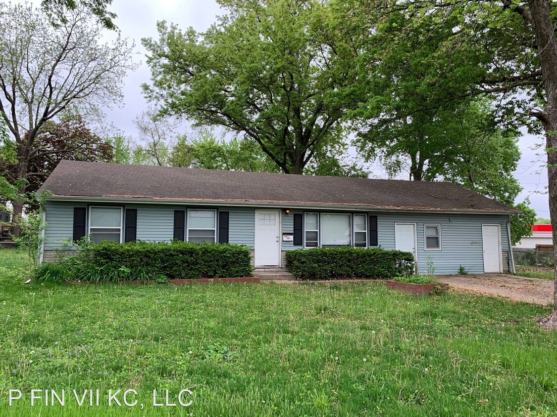 Primary Photo - 3 br, 1 bath House - 9230 Huhn Boulevard