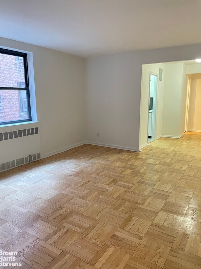 2929 Bainbridge Ave Unit 3G, The Bronx, NY 10458 Room for Rent in The