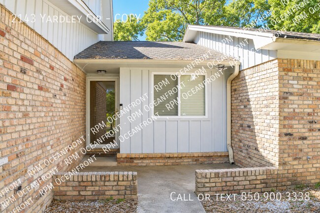 Foto del edificio - 2143 Yardley Cir
