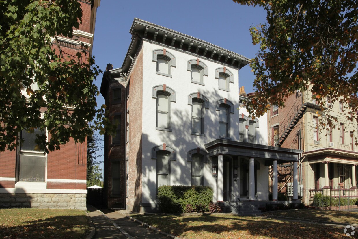 Building Photo - 1132 S 3rd St