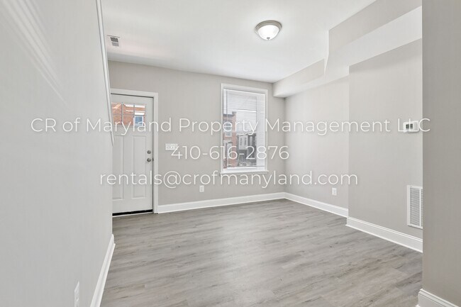 Foto del edificio - Don't miss out on this 3 bd!