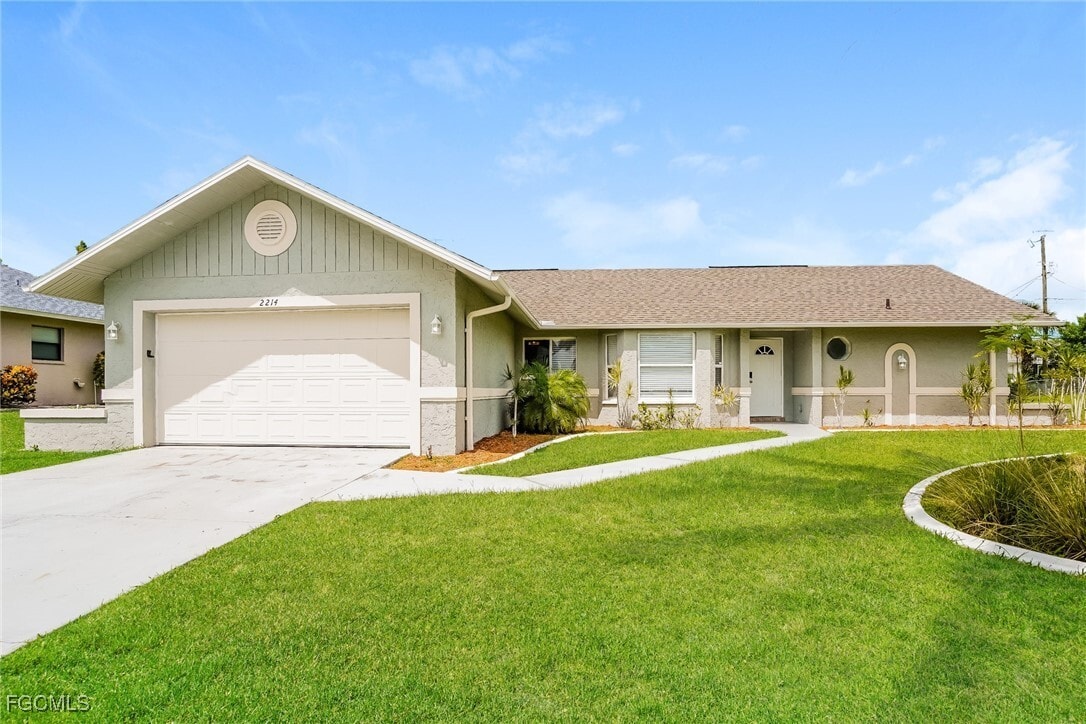 Foto principal - 2214 SW 2nd Ct