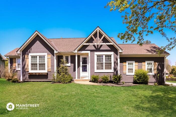 Primary Photo - 24010 W 57TH TERRACE, SHAWNEE, KS 66226