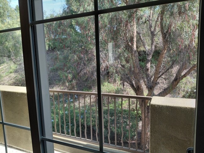 Foto del edificio - 1830 Crimson Ct