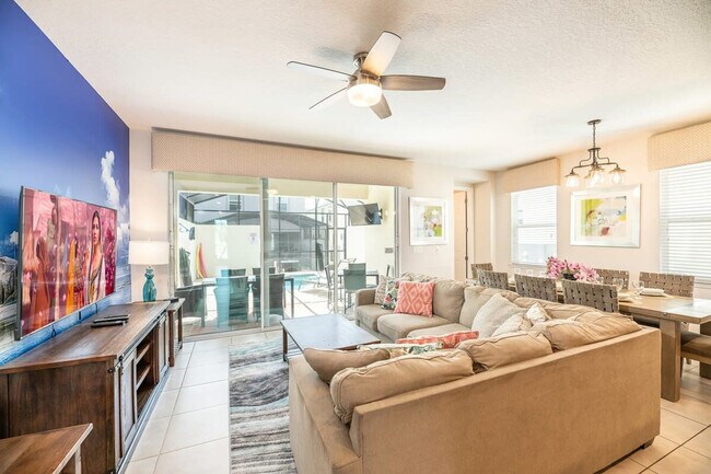 Foto del edificio - 1602 Carey Palm Cir