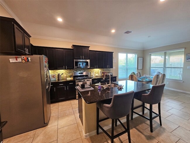 Building Photo - 402 Stockport Dr