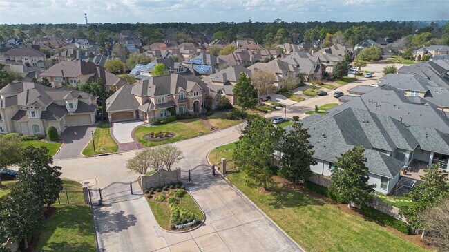 Foto del edificio - 7414 Dayhill Dr