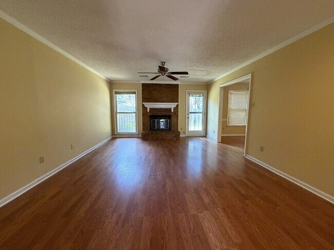Foto del edificio - 7156 S Germanwood Ct