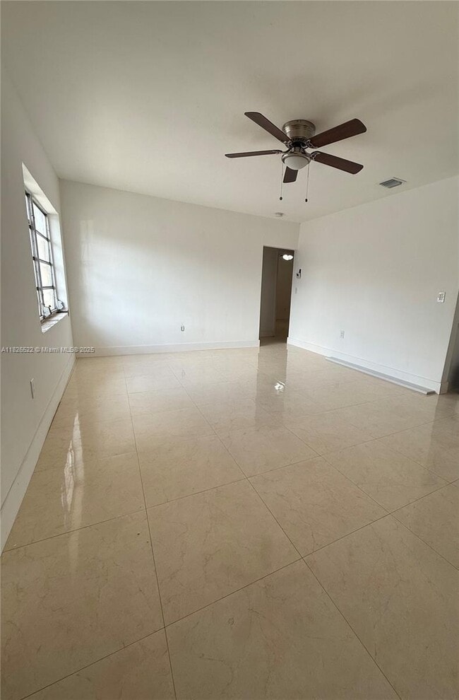 Foto del edificio - 7140 SW 4th St