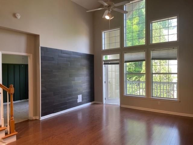 Foto del edificio - 3406 Westchester Ridge NE