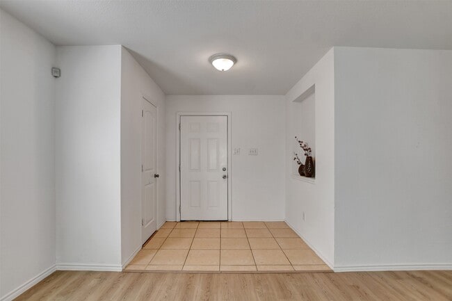 Foto del edificio - 18226 Coreland Ln