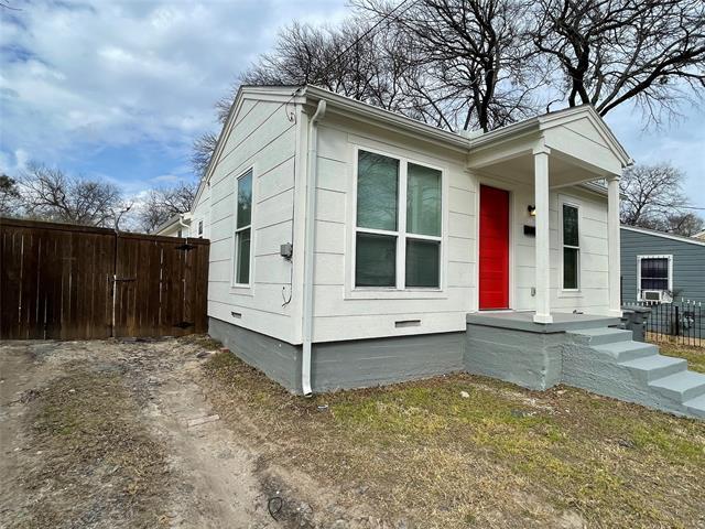 Primary Photo - 1411 Adelaide Dr