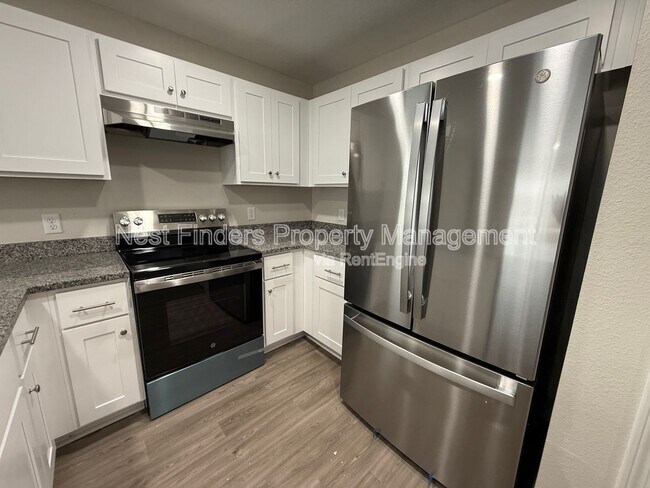 Foto del edificio - 11454 Oakfield Ct
