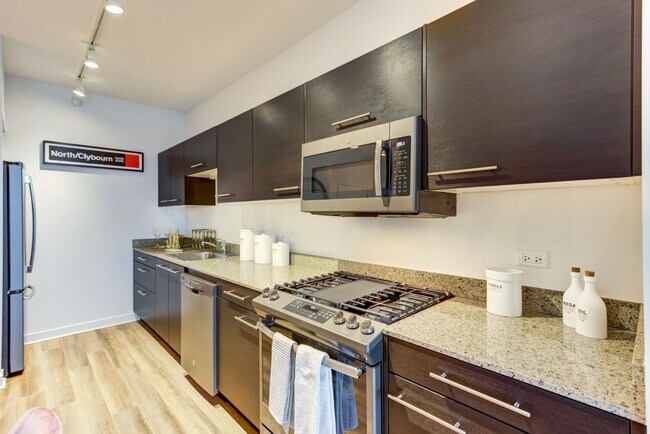 Foto del edificio - 1551 N Sheffield Ave