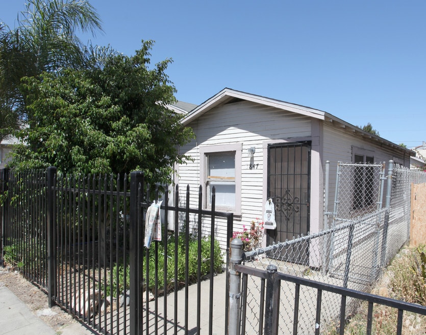 3845-51/3853-57 41st St