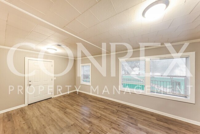 Foto del edificio - Beautiful 4 Bedroom in Birmingham