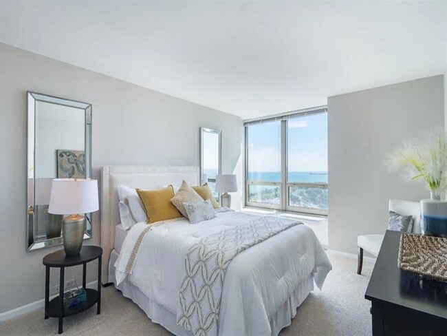 Foto del edificio - 3450 N Lake Shore Dr