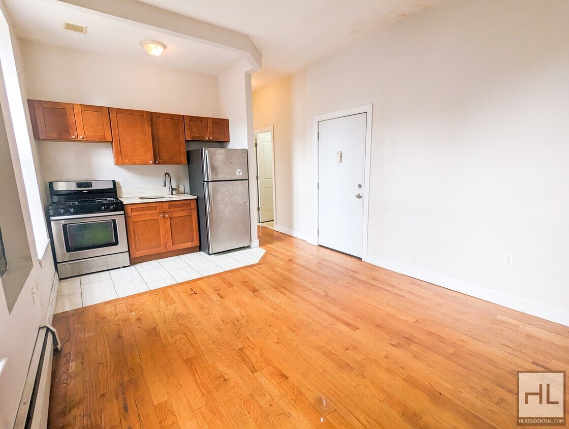 WEST 125 STREET Room for Rent in New York, NY