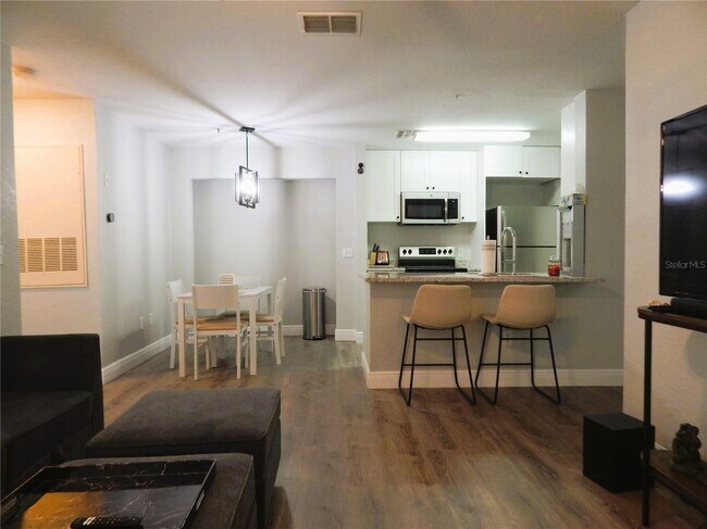 Foto del edificio - 4850 51st St W