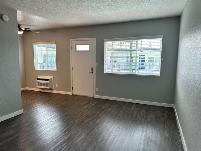 Interior Photo - Fair Oaks Apartments