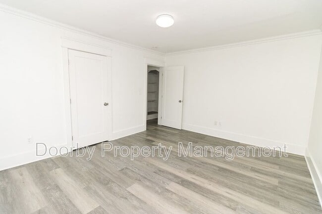 Building Photo - 1203 Rockway Dr