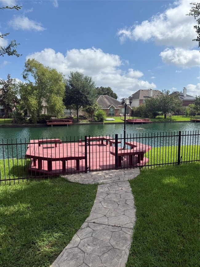 Building Photo - 11902 Miramar Shores Dr