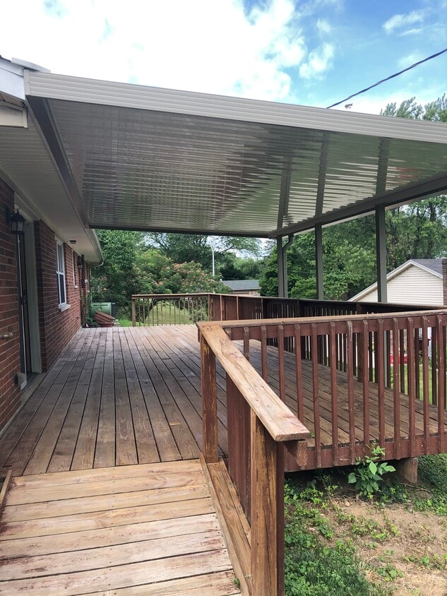 2950 Thames Ln, Beavercreek, OH 45430 House Rental in Beavercreek, OH