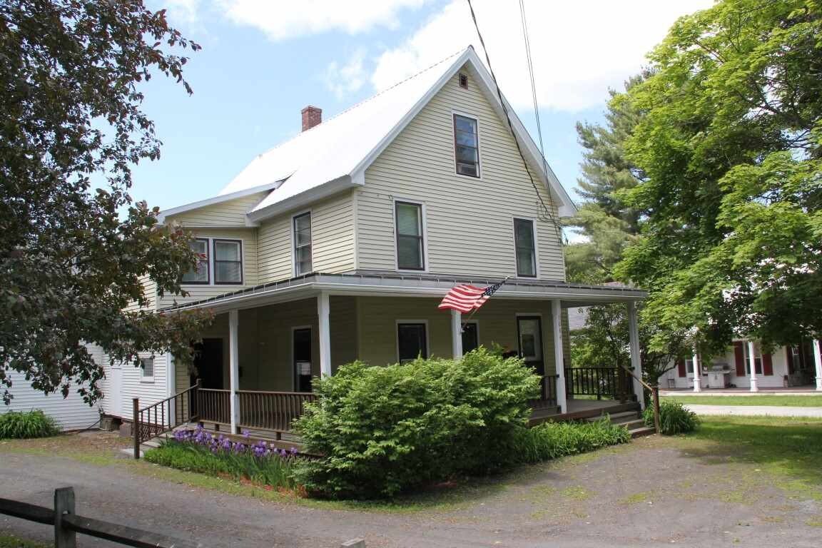 Primary Photo - 1084 S Main St
