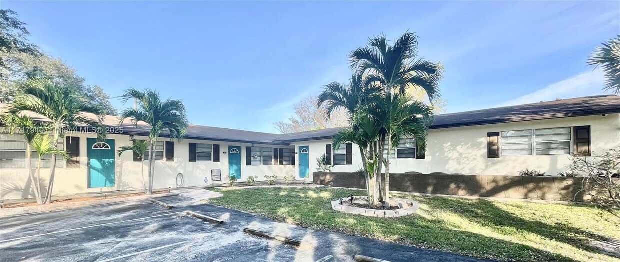 Foto principal - 3720 NW 91st Ave