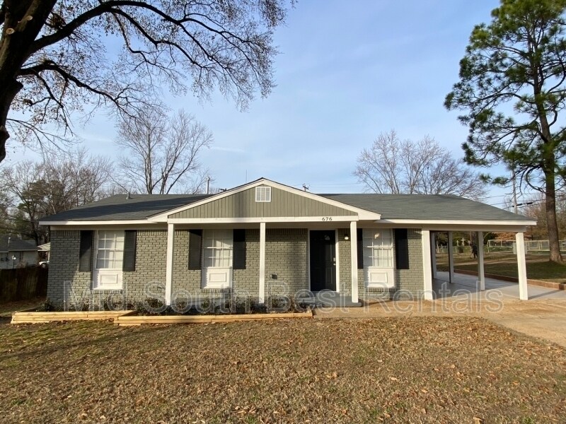 Primary Photo - 676 Frayser Dr