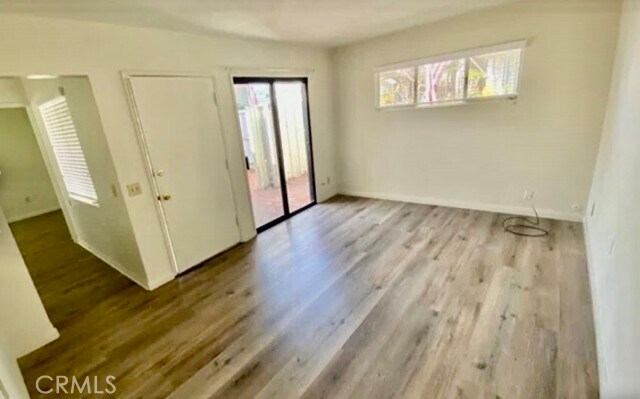 Foto del edificio - 225 Avenida Santa Barbara