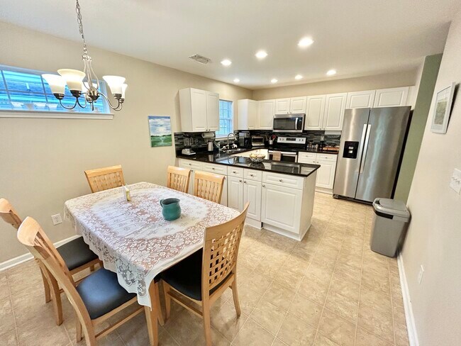 Foto del edificio - 2268 Kings Gate Ln