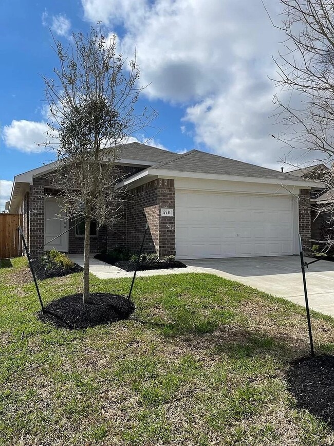 Building Photo - 17731 Grv Hl Dr