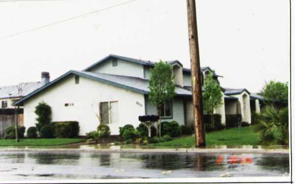 Primary Photo - 3332 Carver Rd