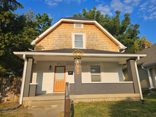 Foto del edificio - Renovated 3 Bedroom / 2 Bath Home with Mod...