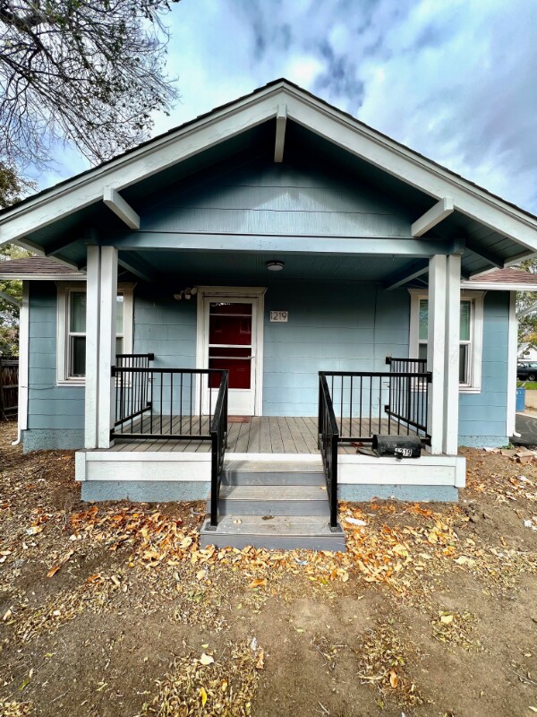 Primary Photo - 1219 12th St